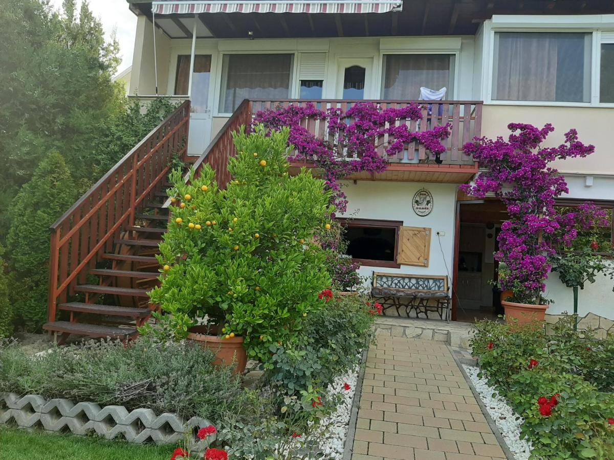 Rózsakert Vendégház Szigliget Esterno foto
